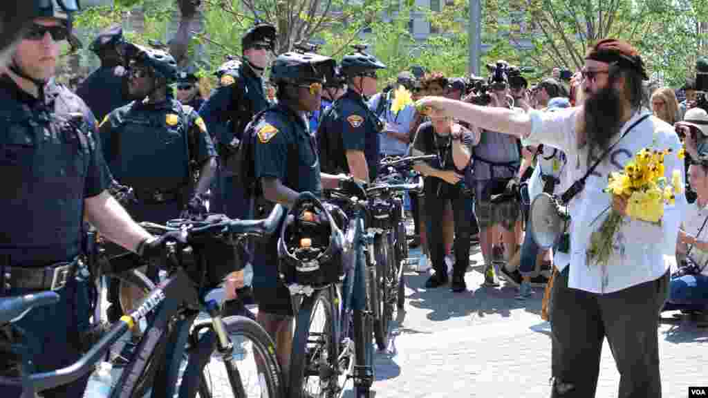 በክሊቭላንዱ የሬፖብሊካን ፓርቲ ጉባዔ የተካሄደ የተቃውሞ ሰልፍ