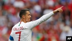 Le Portugais Cristiano Ronaldo après avoir marqué le premier but lors du match du groupe B entre le Portugal et le Maroc lors de la Coupe du monde 2018, le 20 juin 2018.