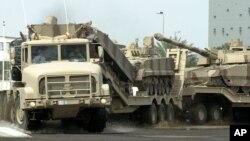 امارات از حملات هوایی عربستان علیه نیروهای شورشی شیعه حوثی در یمن حمایت می کند