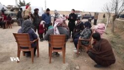 Keça Êzidî Nalîn, bi Dilxwazî û Çalak Xizmeta Derbideran Dike