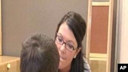 သားသမီးကို ဆုံးမတဲ့နေရာမှာ အာရှမိဘတယောက်ရဲ့ အယူအဆအပေါ် အချေအတင်ဖြစ်