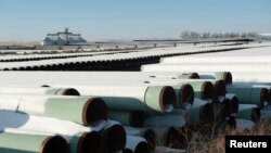 Des tuyaux qui pourraient servir à construire le pipeline Keystone XL (Reuters)
