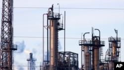 苏丹地区“油水”丰厚。南苏丹独立后，带走南部石油资源的80%。