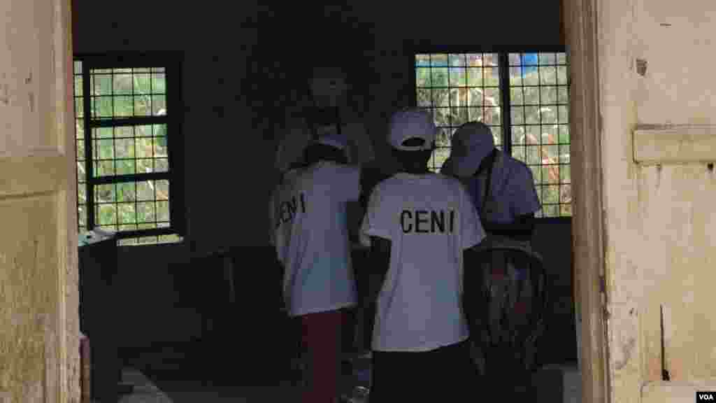 Ana gudanar da zabubbukan majalisu da kananan hukumomi a Burundi.