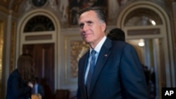 资料照：共和党联邦参议员罗姆尼 （美联社 2020年1月29日）