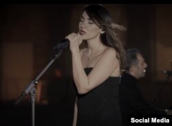 پرستو احمدی، خواننده معترض