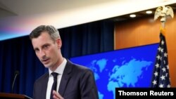 سخنگوی وزارت خارجه آمریکا در جریان کنفرانس خبری روز دوشنبه 