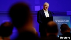 美国空军部长弗兰克·肯德尔表示，美国将在做出最终决定之前，仔细审视是否继续推进下一代空中优势(Next Generation Air Dominance，NGAD)平台。(资料照：2023年3月23日)
