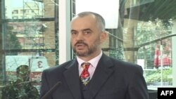 Opozita: Kaseta e Top Channel denoncoi të vërtetën e korrupsionit