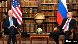 美国总统拜登和俄罗斯总统普京在瑞士日内瓦的拉格兰奇别墅（Villa La Grange）参加美俄首脑峰会。（2021年6月16日）