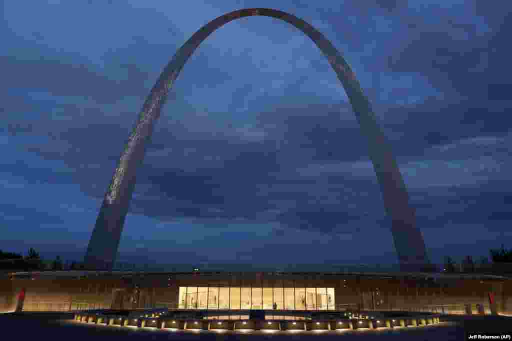 Gateway Arch Renovation