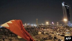 Bəhreyndə iğtişaş polisi nümayişçiləri meydandan çıxarıb