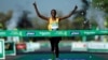 Victoire du Kényan Paul Lonyangata au marathon de Paris