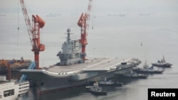 中国和美国的新航空母舰（21图）