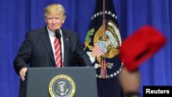 美国总统川普在美军中央司令部向官兵发表讲话（２０１７年２月６日）