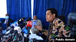 Dubbi himaa ministeera dhimma alaa ambaasaadder Diinaa Muftii 