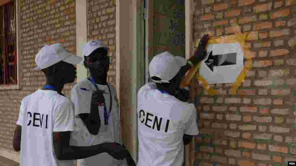 Ana gudanar da zabubbukan majalisu da kananan hukumomi a Burundi.