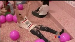 ကမ္ဘာတလွှားခရီးသွား