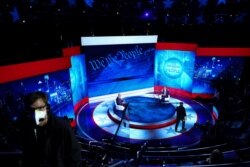 نمایی از محل برگزاری پرسش و پاسخ تلویزیونی جو بایدن