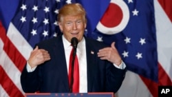 美国共和党总统候选人唐纳德·川普在俄亥俄州的竞选大会上讲话（2016年10月13日））