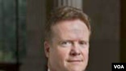 Senator AS, Jim Webb membatalkan rencana kunjungan ke Birma.