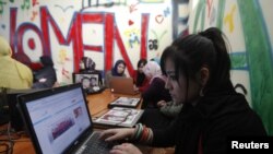 وزارت مخابرات و تکنالوژی معلوماتی میگوید با تطبیق پروژه فایبری نوری در نه ولایت باقی‌مانده، خدمات انترنتی بهتر خواهد شد.