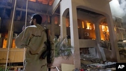 طرابلس میں سرکاری عمارتوں پر نیٹو کی بمباری