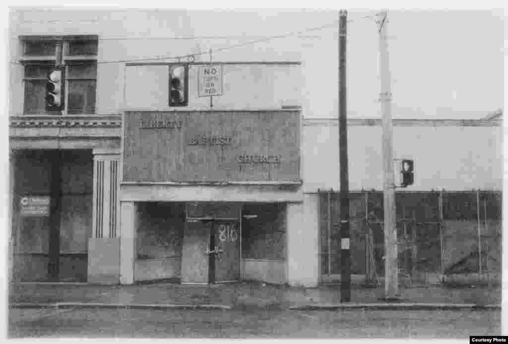 Liberty Baptist Church in Braddock, Pennsylvania, moved to a new location. This building no longer exists. (George L. Smyth)