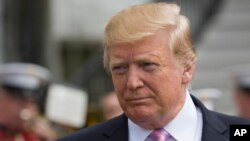 도널드 트럼프 미국 대통령.. 