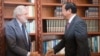 Lord David Puttnam, British Prime Minister's special envoy meets with FM Prak Sokhon on Tuesday, November 08 , 2016 in Phnom Penh. ( Leng Len/VOA Khmer) 