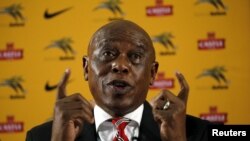South African businessman and former political prisoner Tokyo Sexwale speaks during a media briefing at SAFA house in Johannesburg, October 27, 2015.