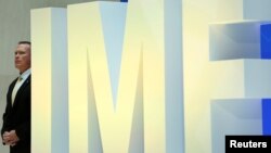 FMI aguarda resultado