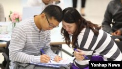 강원 철원군 중부전선에 있는 육군 3사단이 장교와 부사관 부부를 대상으로 부부교실을 열어 행복한 가족문화를 만들기에 힘쓰고 있다. (자료사진)