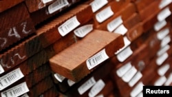 资料照：澳大利亚悉尼附近的一个木料仓库