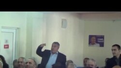 Azadlıq qəzetinə dəstək, “siqareti at - Azadlıq al” 