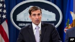 资料照片：司法部助理部长德默斯。(2018年11月1日) 