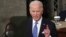 លោកប្រធានាធិបតី Joe Biden ថ្លែងសុន្ទរកថាសម័យប្រជុំសភារួមគ្នាកាលពីថ្ងៃពុធ ទី២៨ ខែមេសា នៅវិមានរដ្ឋសភា ក្នុងរដ្ឋធានីវ៉ាស៊ីនតោន។