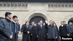 De hauts responsables de Taïwan à Nanjing en Chine