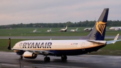 LITHUANIA -- A Ryanair Boeing 737-800 lands in the Vilnius International Airport, in Vilnius, Lithuania, 23 May 2021.
