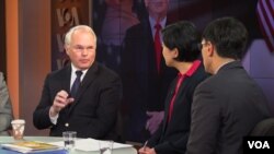 크리스토퍼 힐 전 국무부 동아태 차관보가 14일 VOA 주말 토론 프로그램 '워싱턴 톡'에 출연했다. '워싱턴 톡' 새 에피소드는 매주 토요일 오후 8시 VOA 한국어 웹사이트와 유튜브, 페이스북에서 확인할 수 있다.