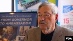 美国驻华大使布兰斯塔德在接受美国之音专访 （2017年12月23日）