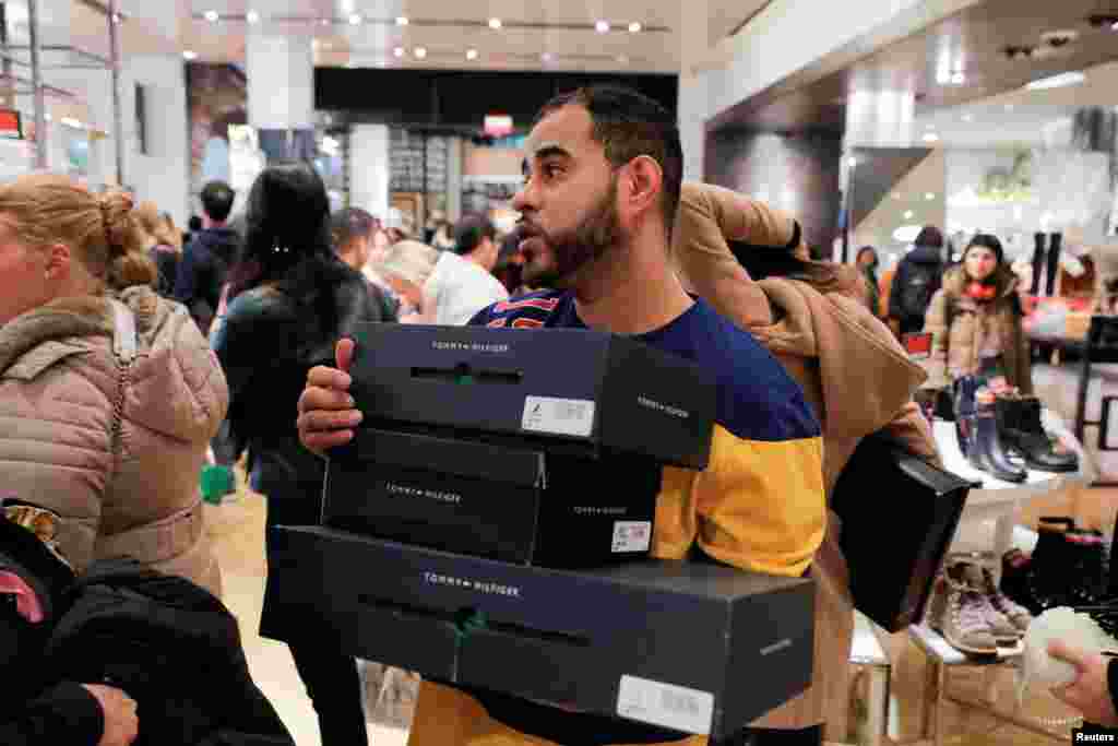 &quot;მეისის&quot;-ის სავაჭრო ცენტრი ნიუ-იორკი, აშშ