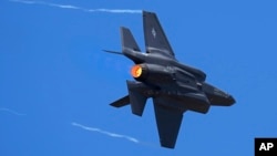 هواپیمای جنگنده اف‌-۳۵ نیروی هوایی ایالات متحده (آرشیو)