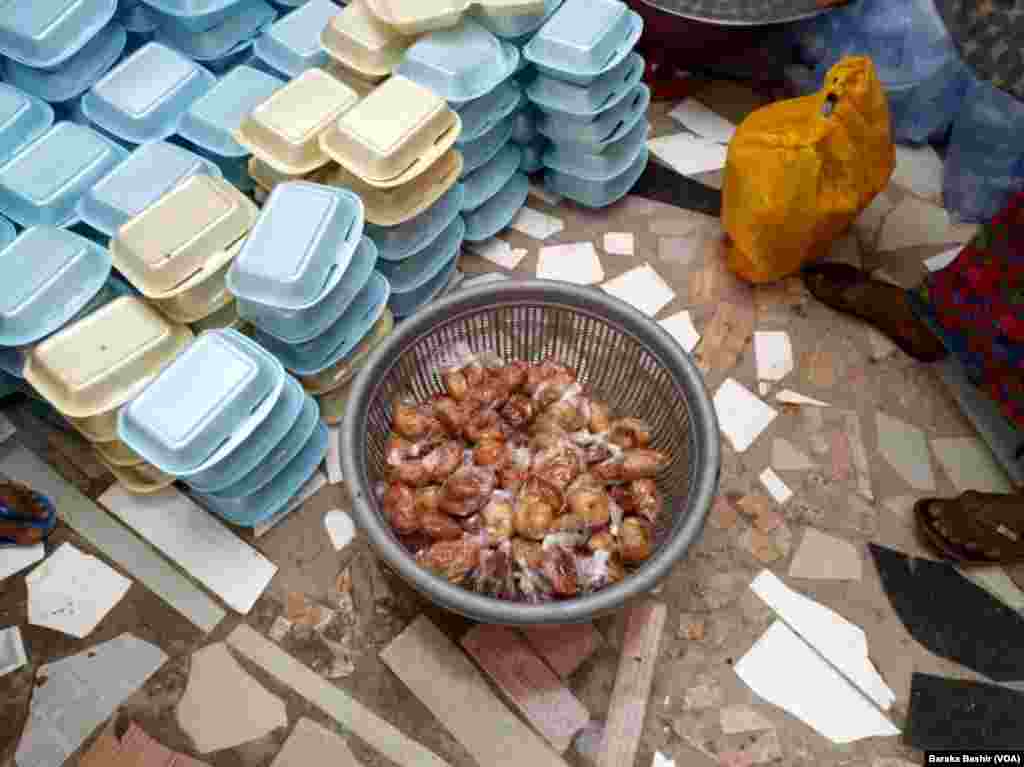 Gwamnati Ta Ba Marasa Galihu Abincin Shan Ruwa A Jihar Kano