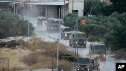 نفربرهای ارتش اسرائیل در محوطه اردوگاه جنین در کرانه باختری