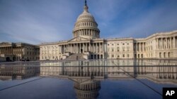 美国国会大厦(资料照)