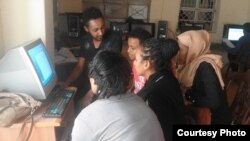  ተማሃሮ ኣብ ስልጠና