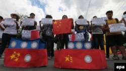 지난 3월 필리핀 마닐라에서 남중국해 영유권 문제와 관련해 중국을 비난하는 집회가 열렸다. (자료사진)